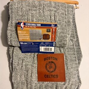 NBA Boston Celtics Gray Chenille Throw